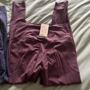 Halara leggings size medium